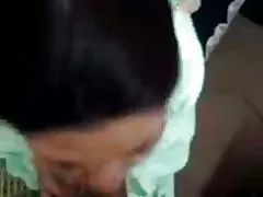 Randi azyatik aunty absorb ak bèz