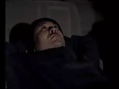 (papa) mèt kay sneaked nan koup