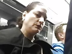 Ki gen matirite lady renmen bonbe..li pa ka sispann gade